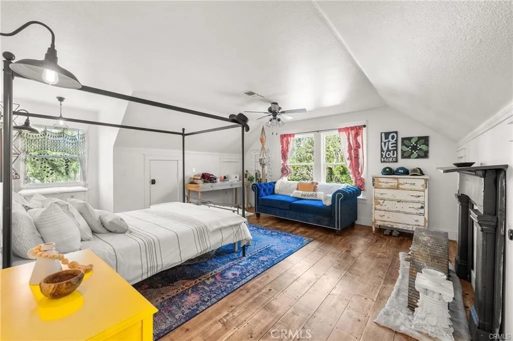 https://cdn.realtyfeed.com/cdn/127/306711604/a42759115f07048224e1d98bb9c6a8bb.webp