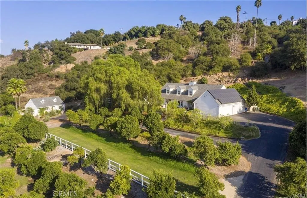 https://cdn.realtyfeed.com/cdn/127/306711604/ad41c9ff6e2464bb8e57fb6b7d9bf4db.webp