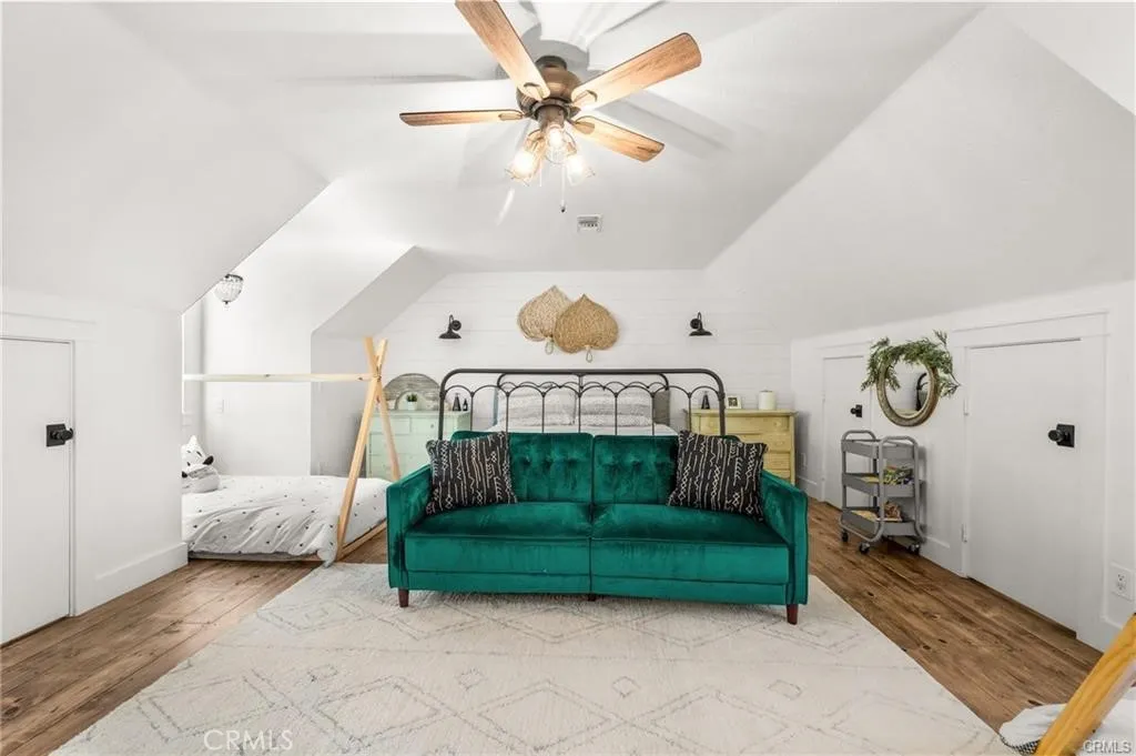 https://cdn.realtyfeed.com/cdn/127/306711604/c781ee2bd98aa92e4400806bfa6cf983.webp
