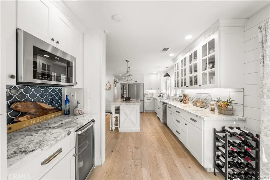 https://cdn.realtyfeed.com/cdn/127/306711604/d633da8cd74c4e4280d1e2ab5bbbdfdf.webp