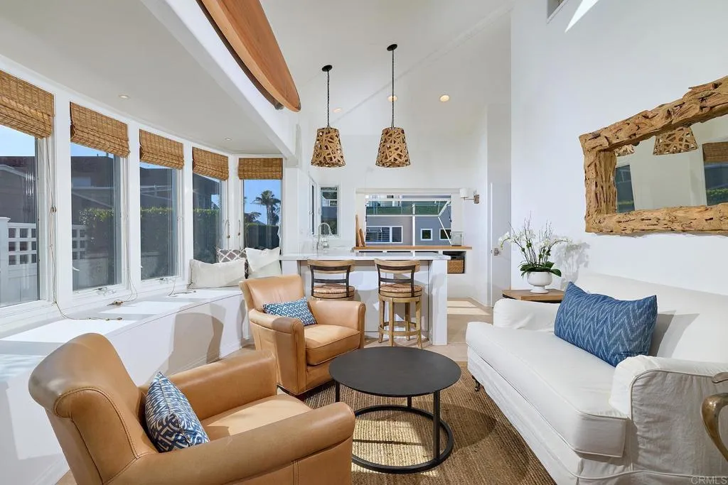 https://cdn.realtyfeed.com/cdn/127/306711688/924583499c2c0361881dd61d223db450.webp