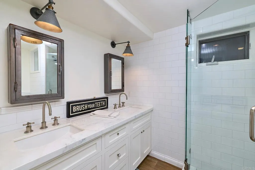 https://cdn.realtyfeed.com/cdn/127/306711688/9a50021f57f2ca9833cc0864c18db652.webp