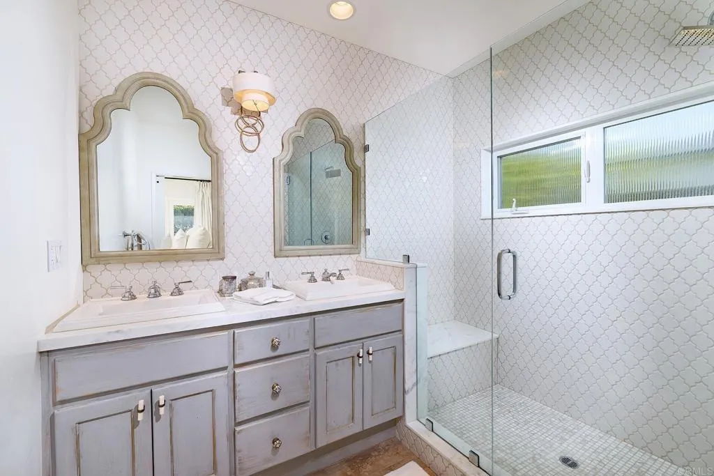 https://cdn.realtyfeed.com/cdn/127/306711688/cebd1b5cf62b319e68d1b10977fdf77b.webp