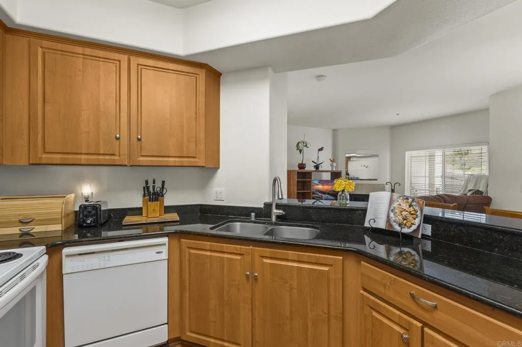 https://cdn.realtyfeed.com/cdn/127/306711690/4b19fe07b51f5fe390fbaa9e7c93871f.webp