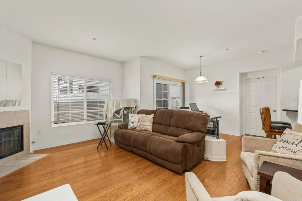 https://cdn.realtyfeed.com/cdn/127/306711690/df823fc9979f60d12d51a4c9970a92ca.webp