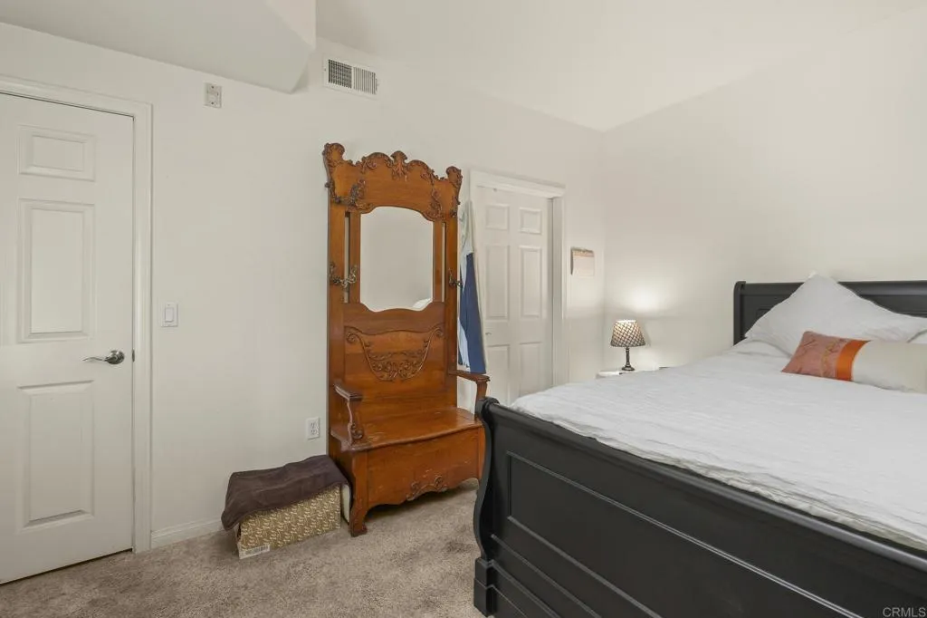 https://cdn.realtyfeed.com/cdn/127/306711690/f276846eb42d6f2efa8fe8f7ecb77784.webp