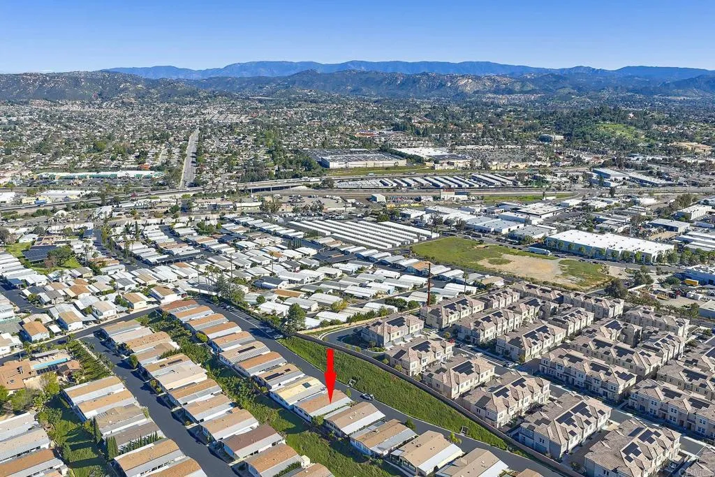 https://cdn.realtyfeed.com/cdn/127/306711702/183eb0f937cf3ca24f89c2a1d04f4c87.webp