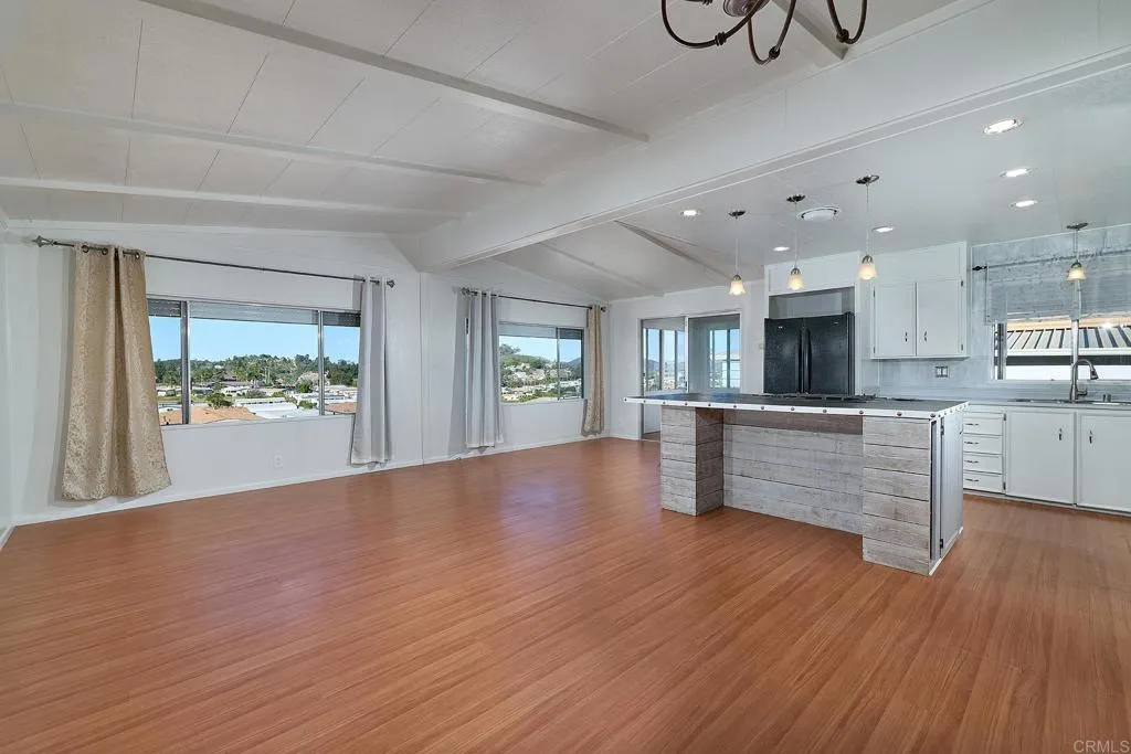 https://cdn.realtyfeed.com/cdn/127/306711702/3a5239f9fb53d5a916e7e34417911b87.webp