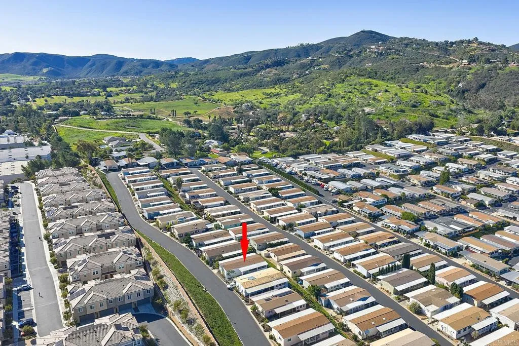https://cdn.realtyfeed.com/cdn/127/306711702/720cc0f8d4888898d247347fc82cef35.webp