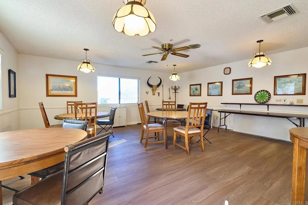 https://cdn.realtyfeed.com/cdn/127/306711702/7b2aa2efcabdfc3bc3609d0ae9b0ec2b.webp