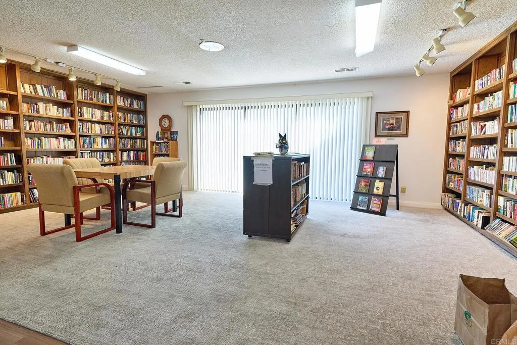 https://cdn.realtyfeed.com/cdn/127/306711702/f5be13413dd396e9775f5b9954aac76f.webp