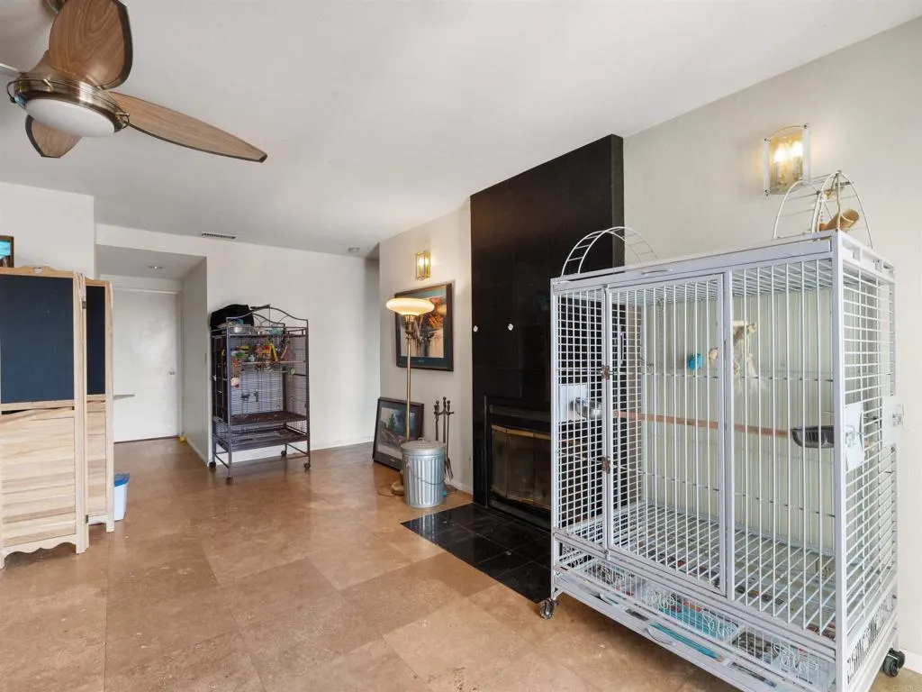 https://cdn.realtyfeed.com/cdn/127/306711742/4e5c1981f43875be5bf8974004a94c1a.webp