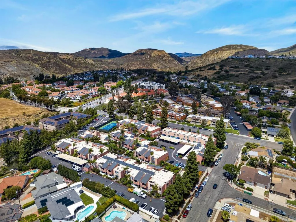 https://cdn.realtyfeed.com/cdn/127/306711747/1c54581cd07fd7b130a8d9afcbfb0a14.webp