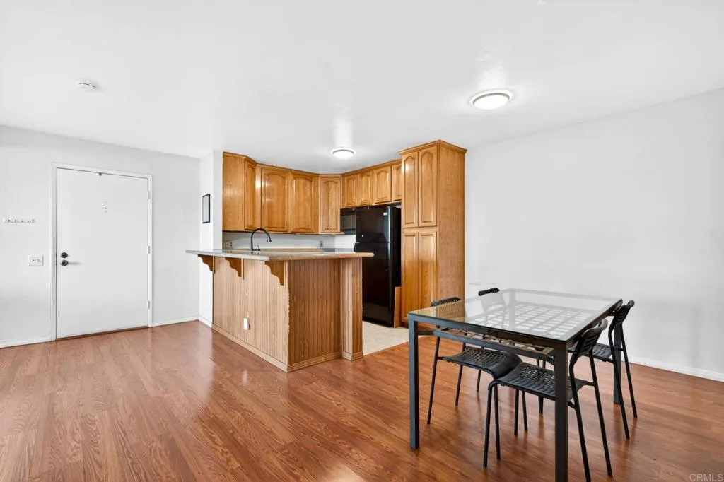 https://cdn.realtyfeed.com/cdn/127/306711747/85603ae7bf255a3582f7bdf383dac18d.webp