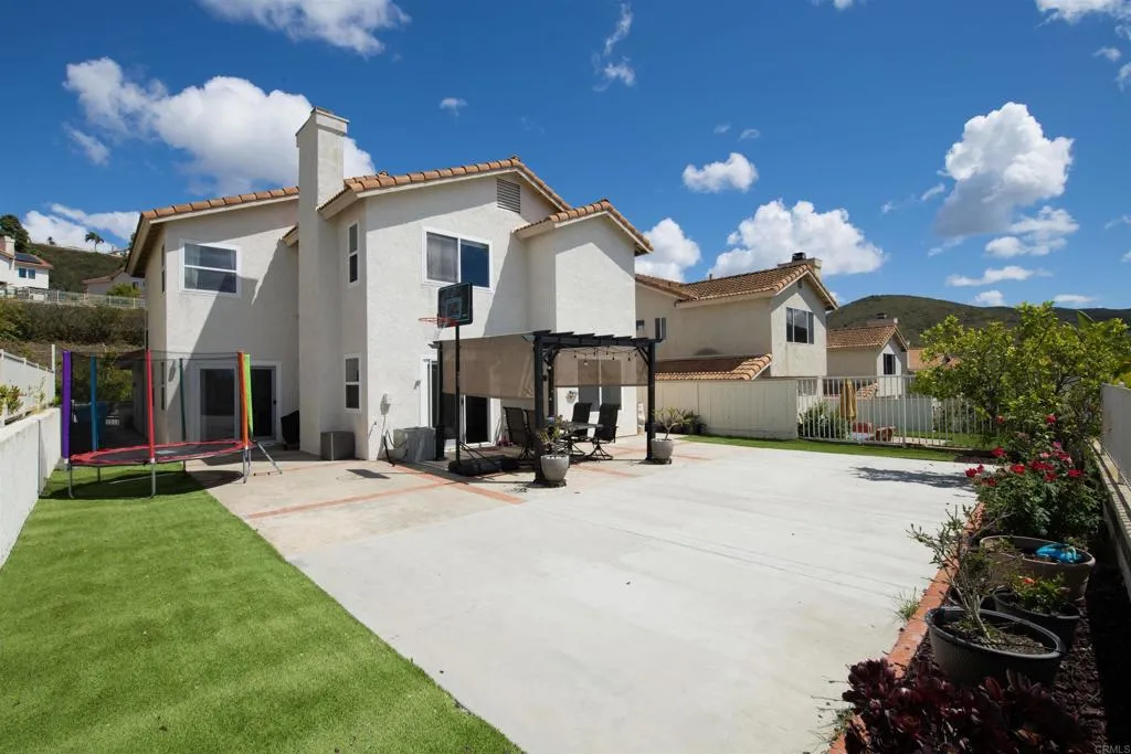 https://cdn.realtyfeed.com/cdn/127/306711765/08dbf8d9700a6c6becf52e2d088b95f8.webp