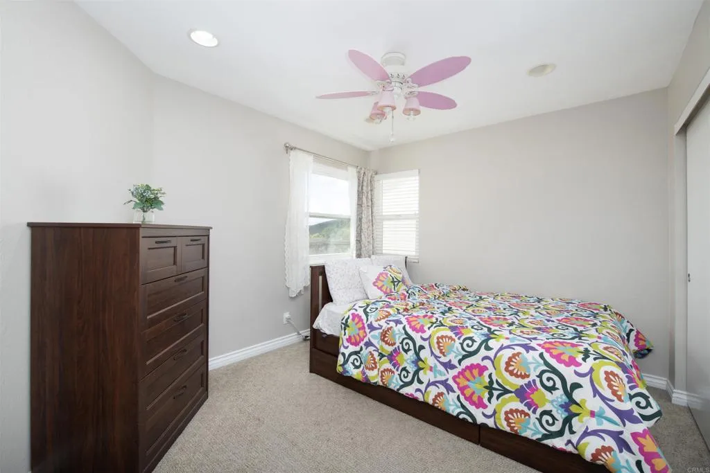 https://cdn.realtyfeed.com/cdn/127/306711765/256f75403113f4534951abfa9d63653a.webp