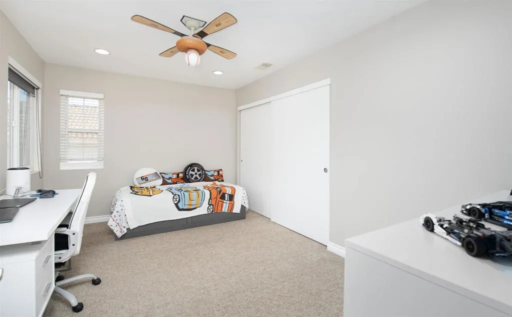 https://cdn.realtyfeed.com/cdn/127/306711765/5898e67996f4bf3dba1120d8e0e06505.webp