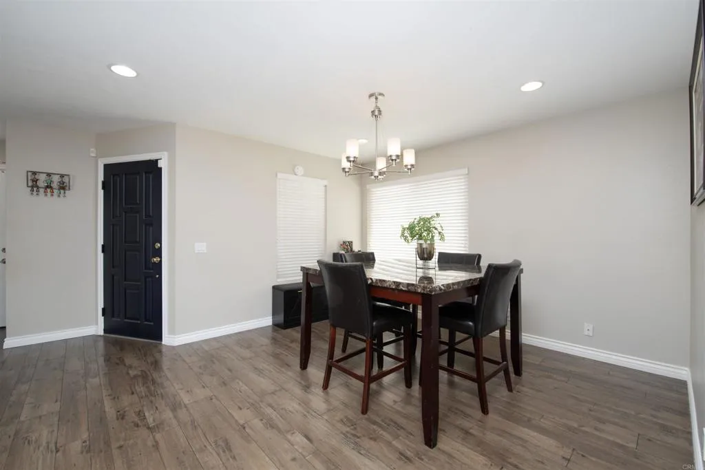 https://cdn.realtyfeed.com/cdn/127/306711765/5f9e7a124aa431c528cf9fac28abb0ee.webp