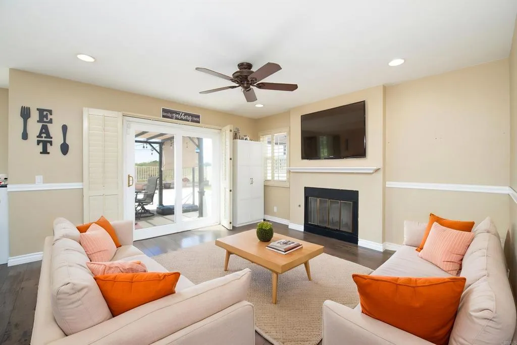 https://cdn.realtyfeed.com/cdn/127/306711765/aa585ae07647962dcea8a800f3f42576.webp