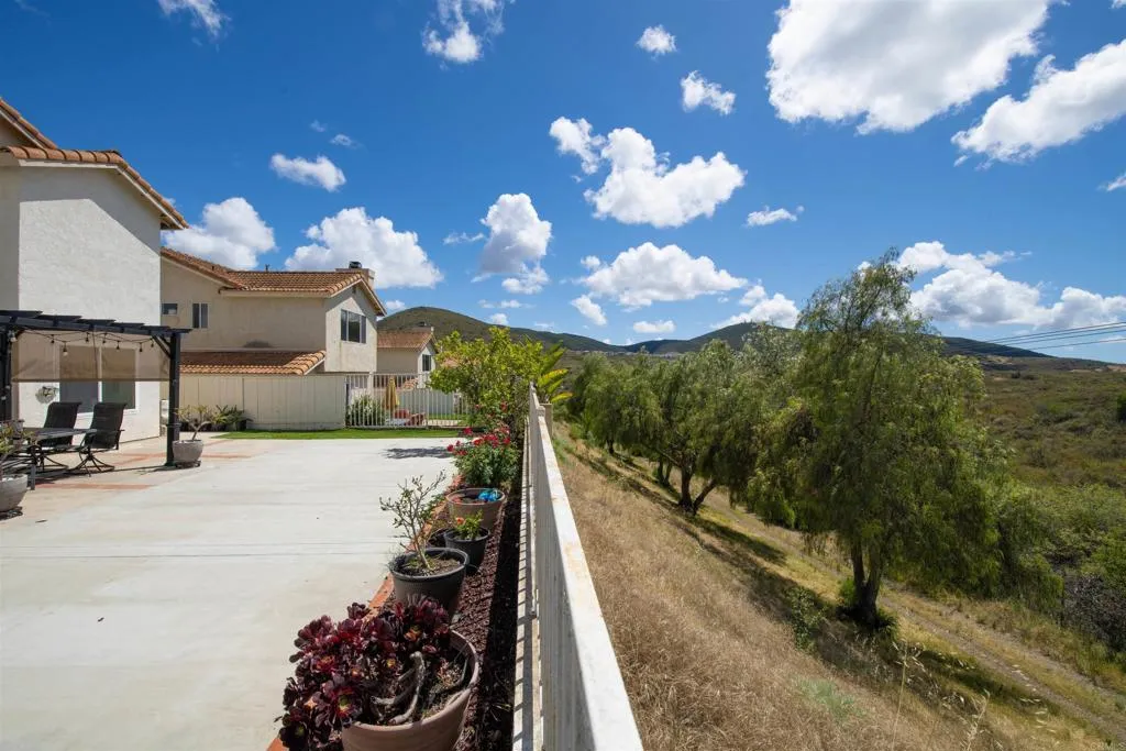 https://cdn.realtyfeed.com/cdn/127/306711765/d529cf29624e36126b2a04ca8e9e5852.webp