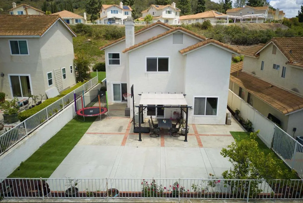 https://cdn.realtyfeed.com/cdn/127/306711765/e4228f58d27bc0e18f881df608f5718b.webp
