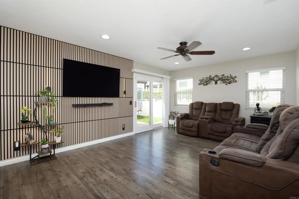 https://cdn.realtyfeed.com/cdn/127/306711765/e9aa51229ce89e8d5cdc1a57870f5d6d.webp