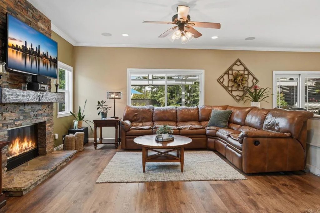 https://cdn.realtyfeed.com/cdn/127/306711790/bba8a68d2c96421c77189f577ec84e90.webp