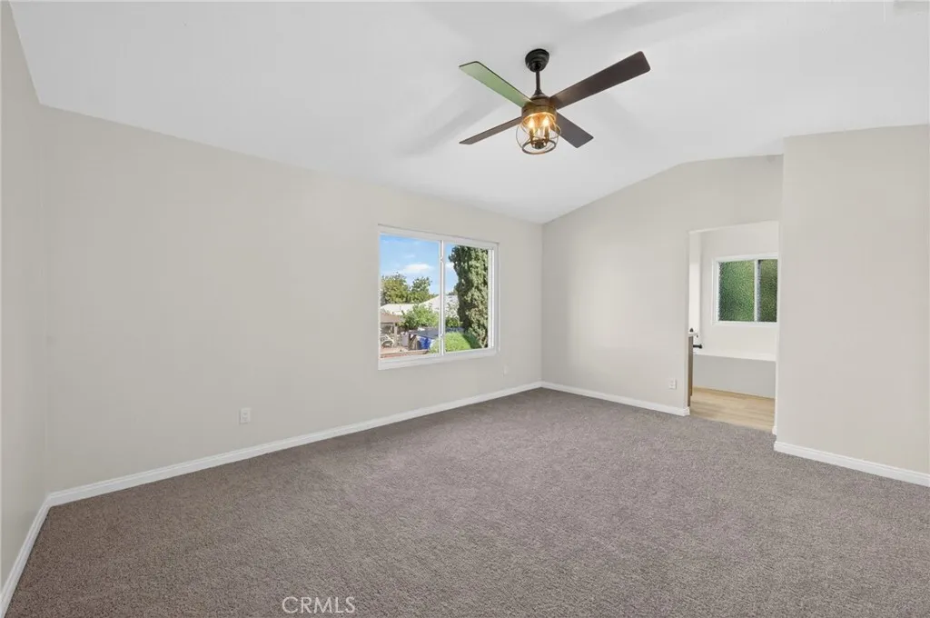 https://cdn.realtyfeed.com/cdn/127/306711816/0b6131957e51607a39083d4f86d40aea.webp