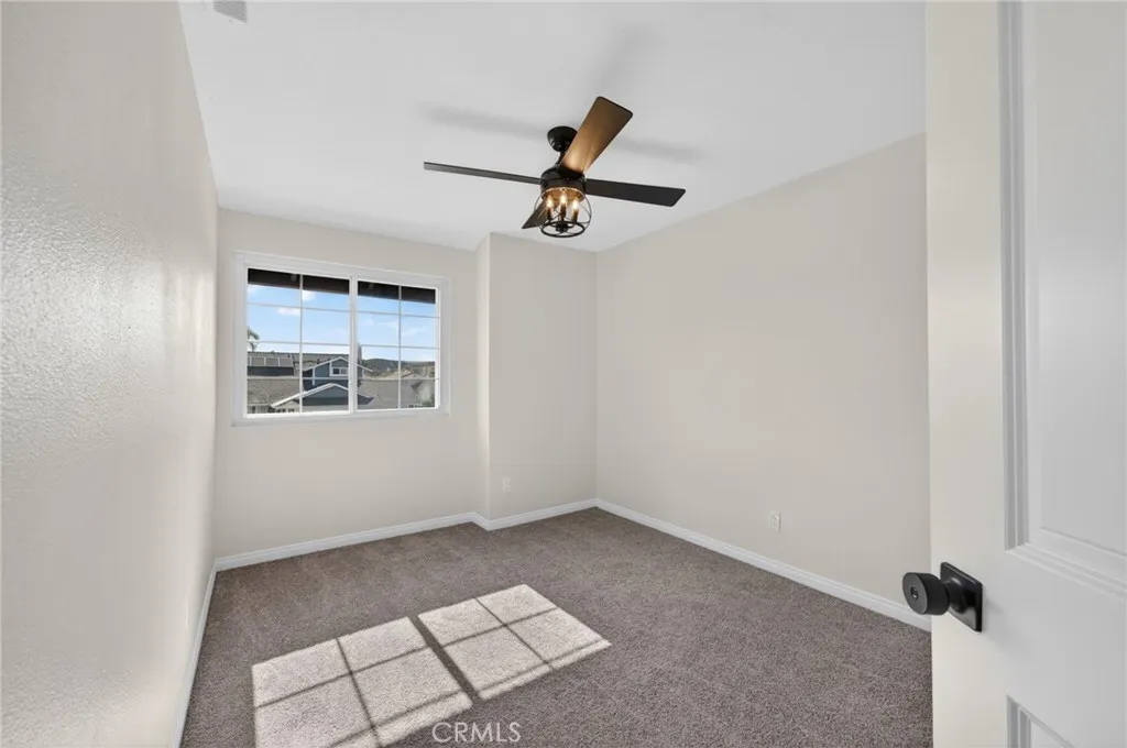 https://cdn.realtyfeed.com/cdn/127/306711816/2c63ef65e18137c6aa782e611d5d3e09.webp