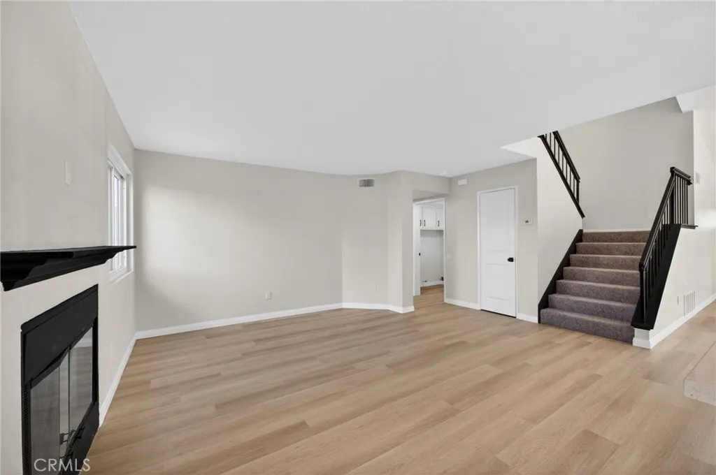 https://cdn.realtyfeed.com/cdn/127/306711816/2f721ab704803161d9abc0cf5204104b.webp