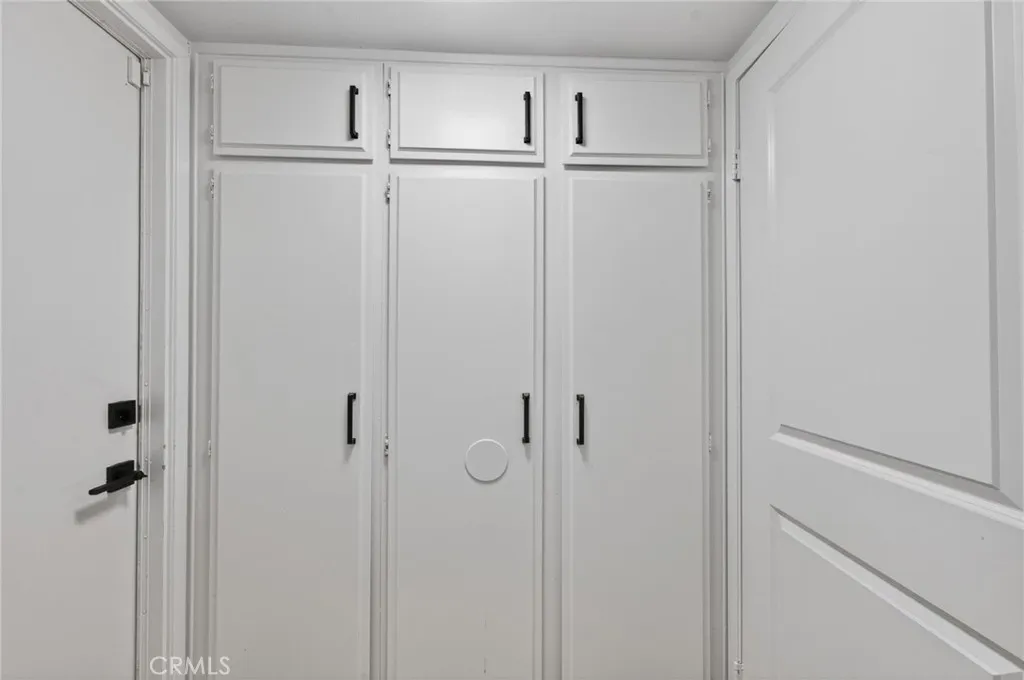https://cdn.realtyfeed.com/cdn/127/306711816/323352049ba441a004cf2c55a4e3a6b5.webp