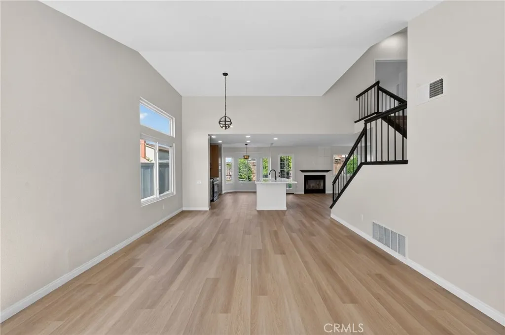 https://cdn.realtyfeed.com/cdn/127/306711816/404a5648838022f5c8570aeebe769447.webp