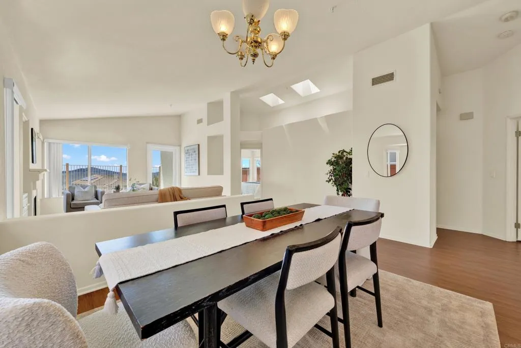 https://cdn.realtyfeed.com/cdn/127/306711829/82f2ed7c4bb5fb7643e99ac5d746ebb2.webp