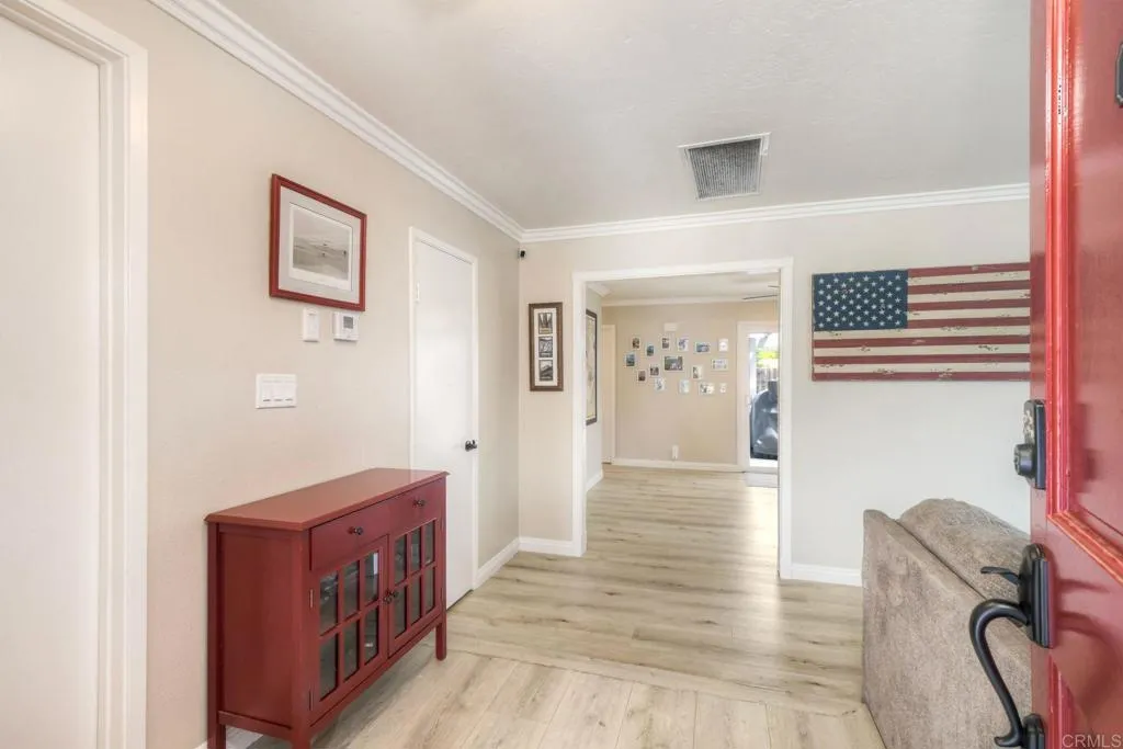 https://cdn.realtyfeed.com/cdn/127/306711831/600b673e0a762e83c30bbf3e1b51da3d.webp