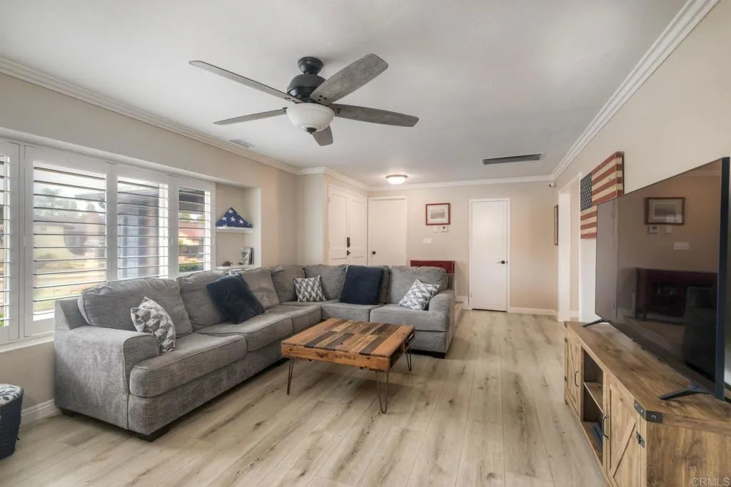 https://cdn.realtyfeed.com/cdn/127/306711831/c7073f49b479e3cd2764a3a901376bef.webp