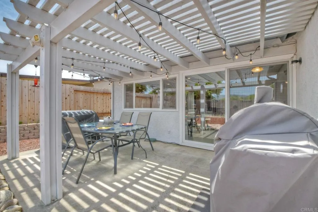 https://cdn.realtyfeed.com/cdn/127/306711831/e6c1b3c0025ead8126ca896e790bece6.webp