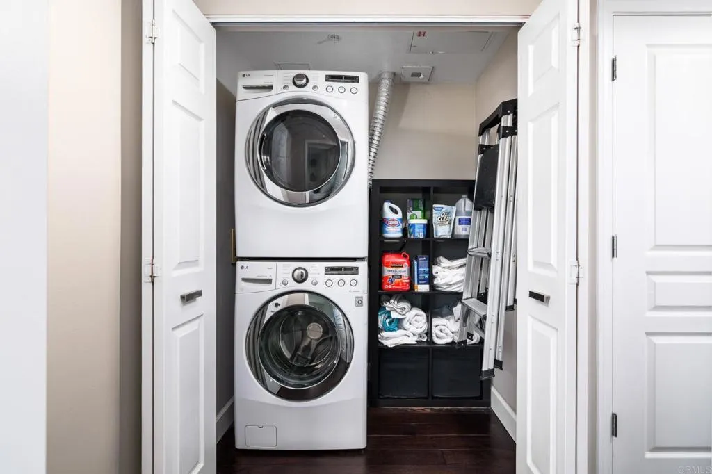 https://cdn.realtyfeed.com/cdn/127/306711907/f8a09bfdb0921dcf934ceff44ca30299.webp