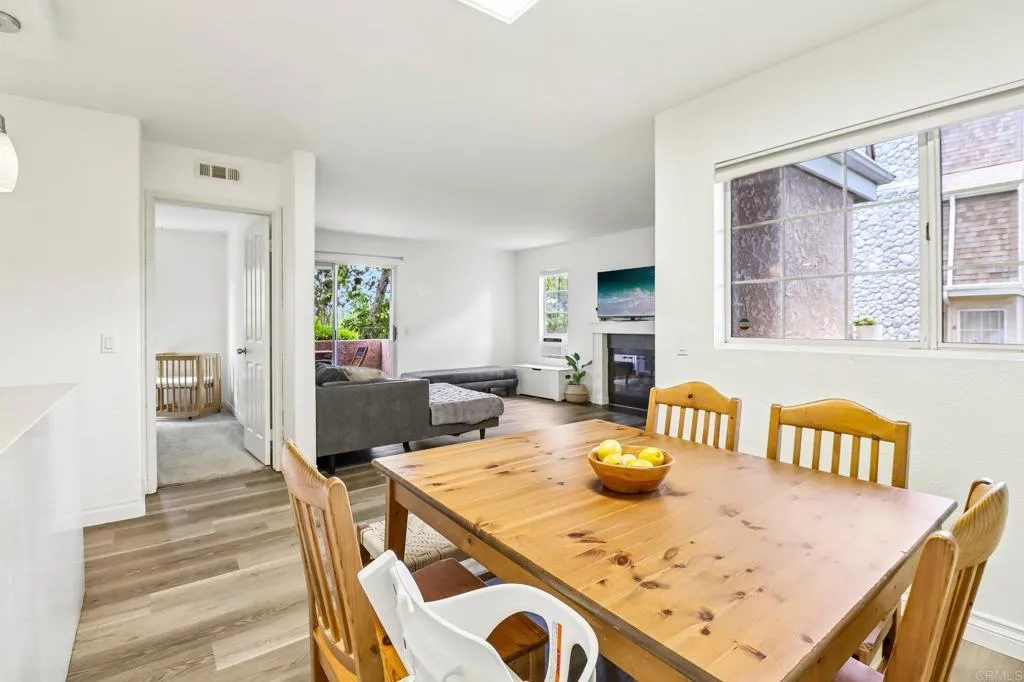 https://cdn.realtyfeed.com/cdn/127/306711943/5cc64cce2b10075d3ccf5cd50e0cc3e1.webp