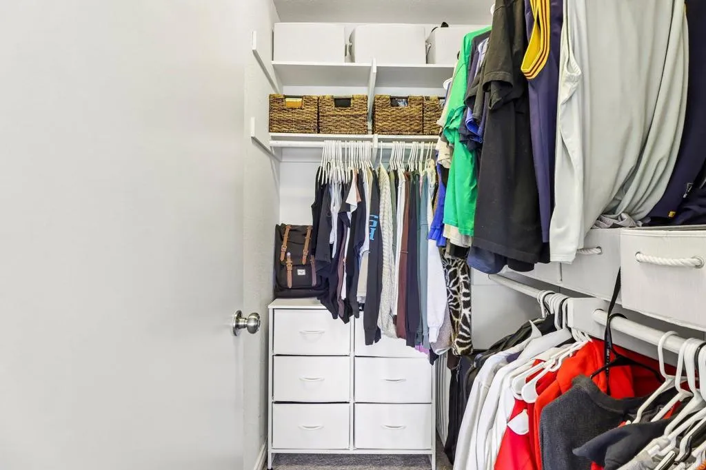 https://cdn.realtyfeed.com/cdn/127/306711943/6d0af470d035f6a8dbf84b594126a937.webp
