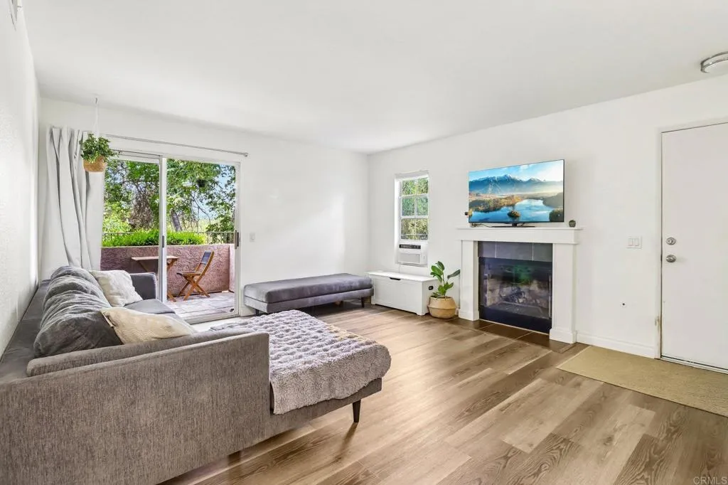 https://cdn.realtyfeed.com/cdn/127/306711943/94ebeebe7c1a45872db72bc01f41eb3e.webp