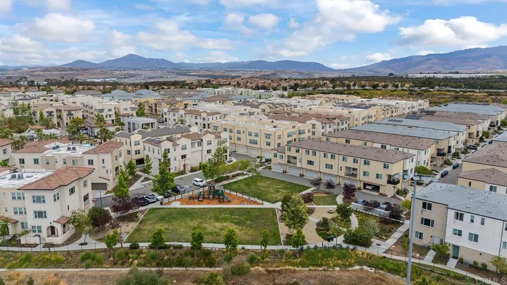 https://cdn.realtyfeed.com/cdn/127/306711951/27f362ddbe44b8c30e93501bbac51a8a.webp
