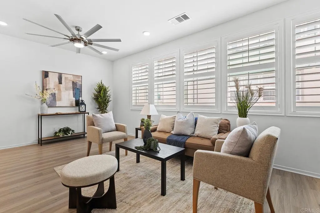 https://cdn.realtyfeed.com/cdn/127/306711951/3c9b2b7d1f2ca2128f978404231e7a52.webp