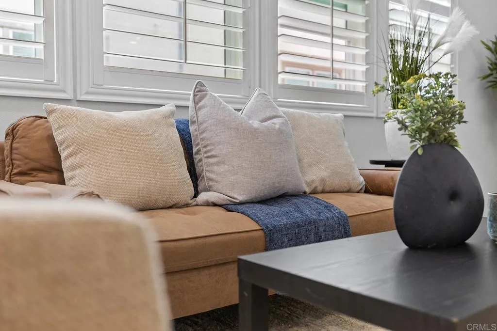 https://cdn.realtyfeed.com/cdn/127/306711951/3f077e0bbbb42b66361b3863db8ca581.webp