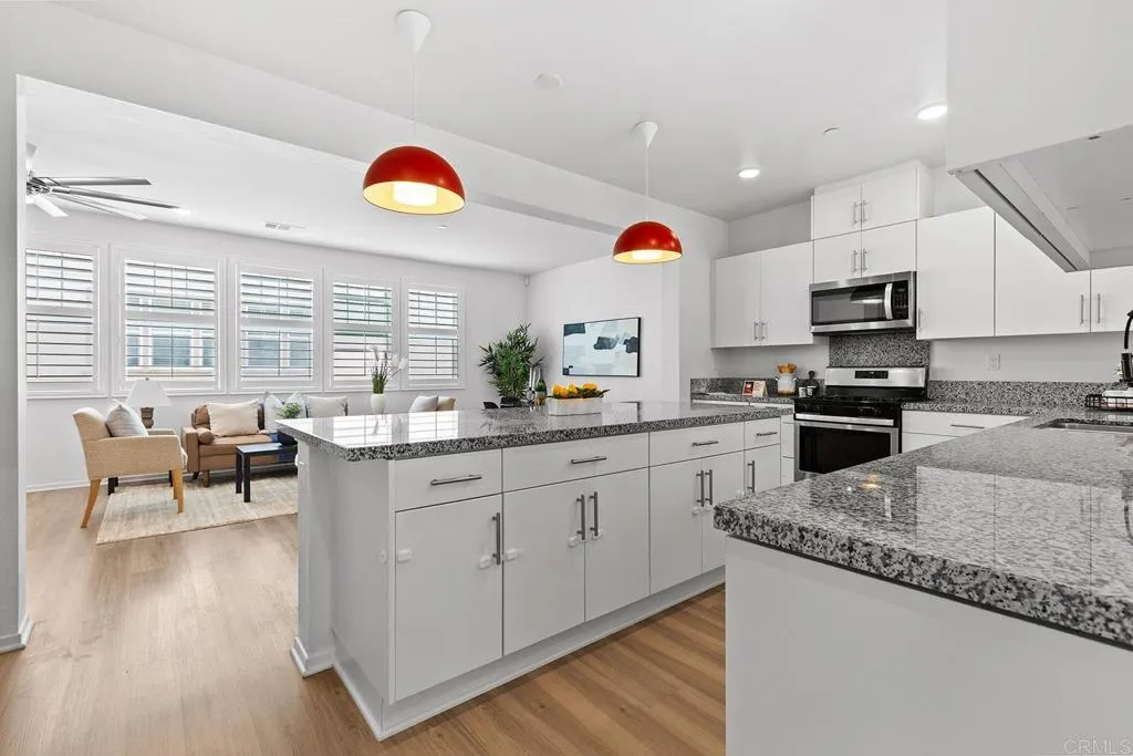 https://cdn.realtyfeed.com/cdn/127/306711951/7cd6e073a147d7fa41218630c84c7d3a.webp