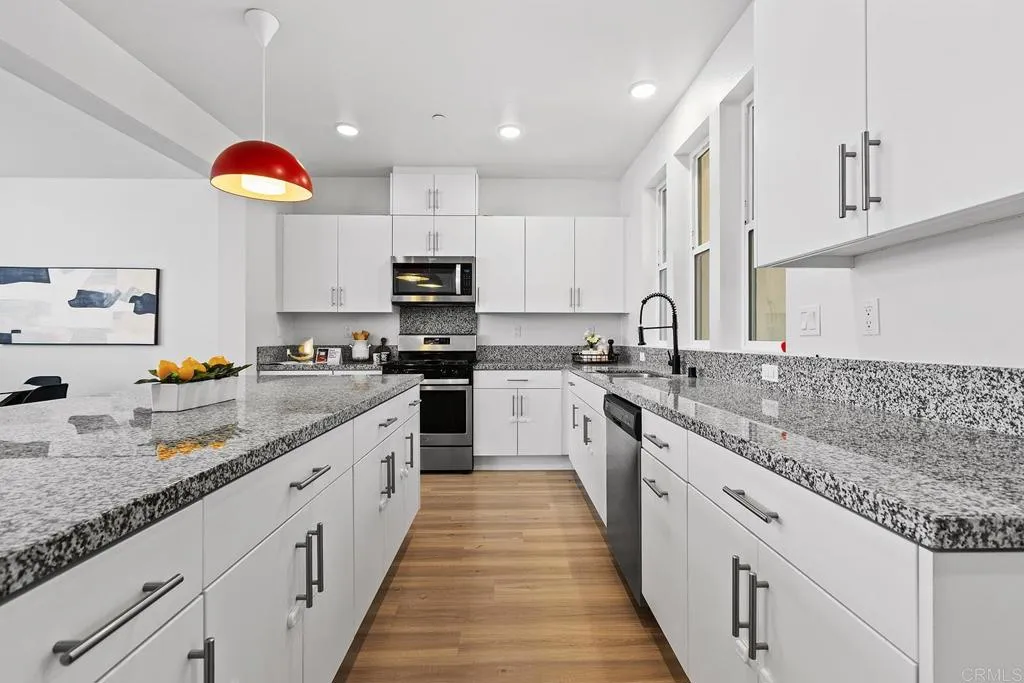 https://cdn.realtyfeed.com/cdn/127/306711951/adc75151e0722803444658269f18e5f9.webp