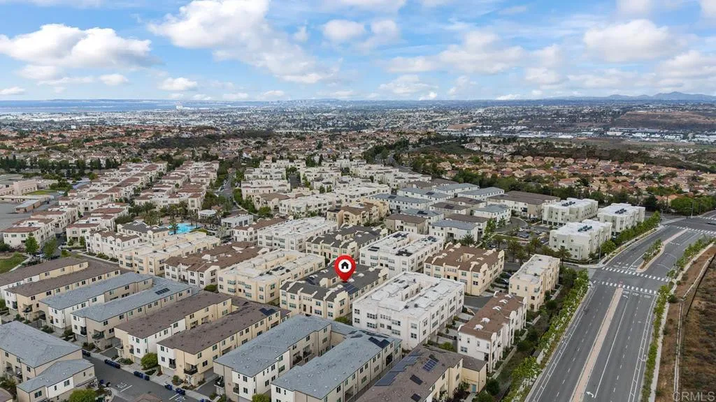 https://cdn.realtyfeed.com/cdn/127/306711951/b6fdddd693379bd040535aed3dbc976d.webp