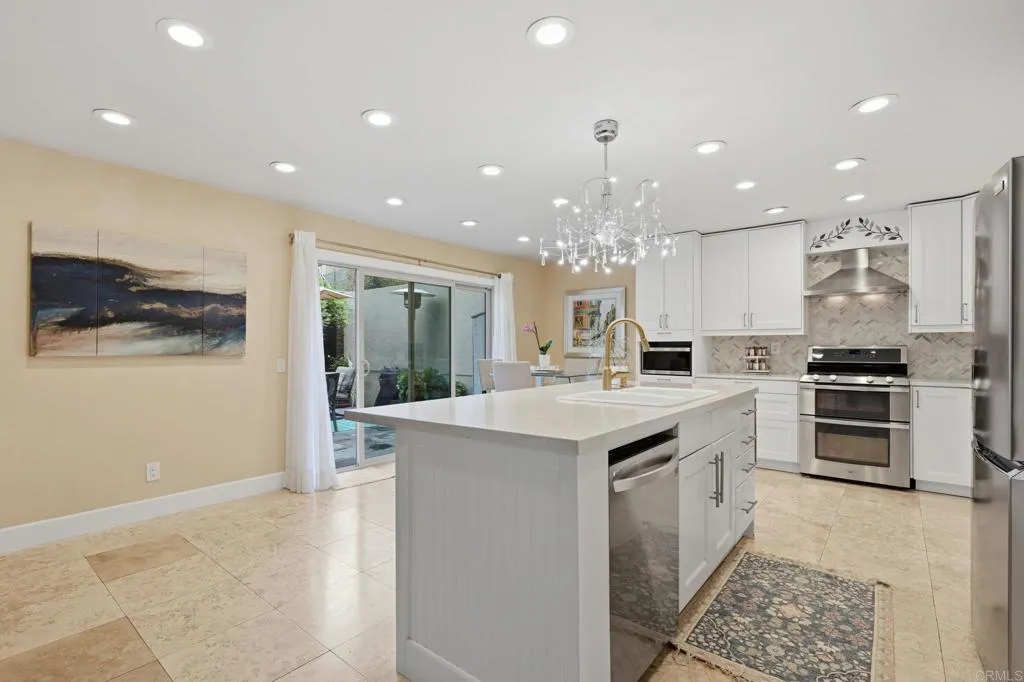 https://cdn.realtyfeed.com/cdn/127/306711955/9c779d2a893d4f914f3a4eb521eb629b.webp