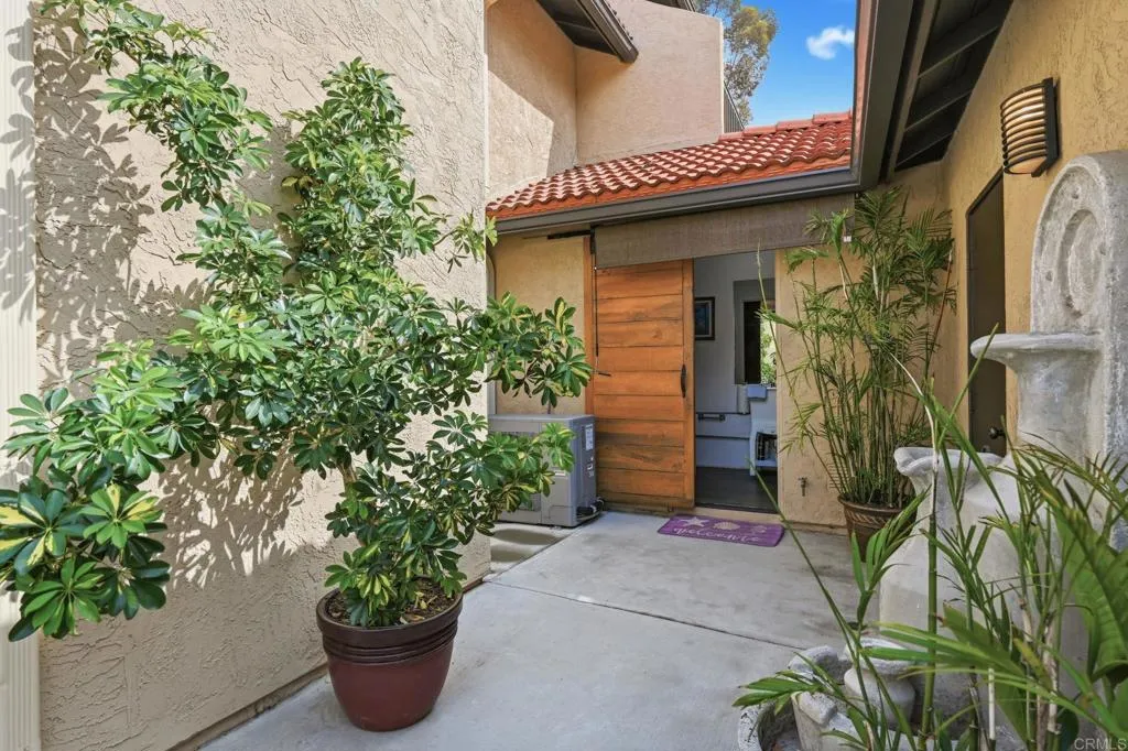 https://cdn.realtyfeed.com/cdn/127/306711955/aa37a0cd22ad888be8de9b539fb09b81.webp