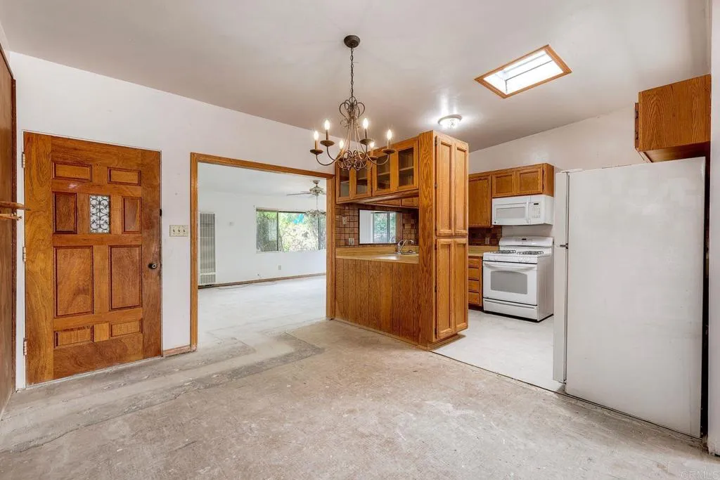 https://cdn.realtyfeed.com/cdn/127/306711957/c960112d752fd7a4178fb50f83361f74.webp
