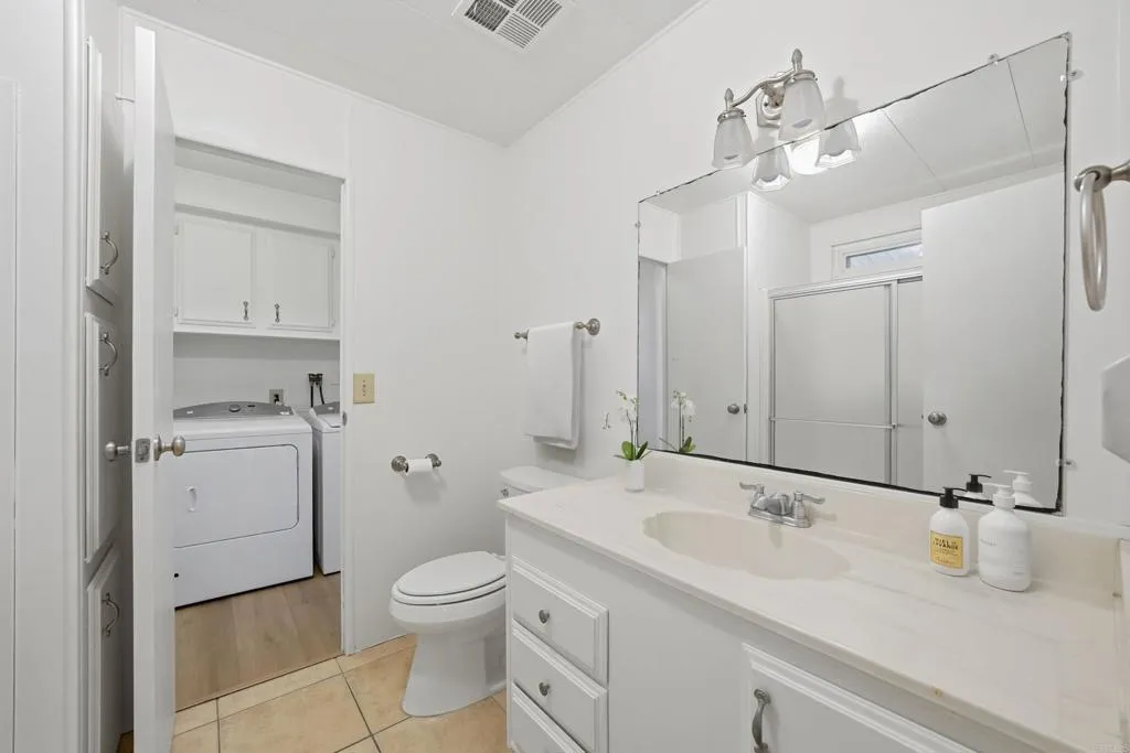 https://cdn.realtyfeed.com/cdn/127/306711960/32e2e38672ca54f696574ef575f545f3.webp